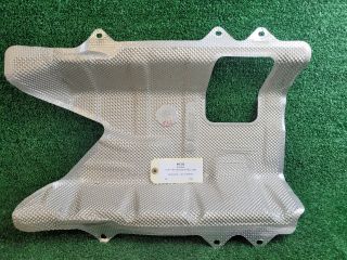 bontott SUZUKI SX4 S-Cross II Középső Kipufogó Dob Hővédő Lemez