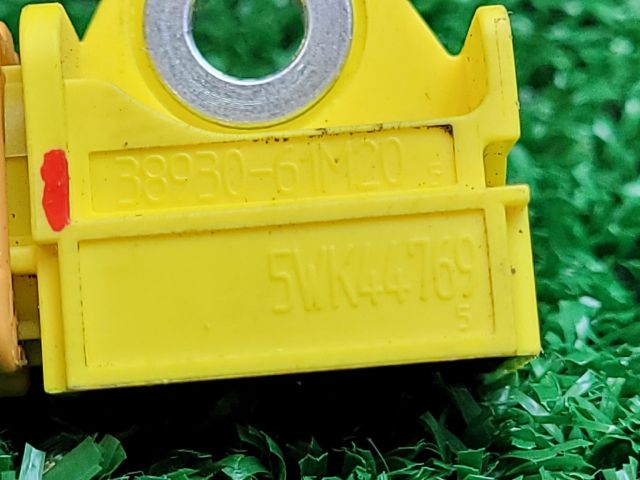 bontott SUZUKI SX4 S-Cross II Légzsák Indító Modul Oldallégzsák