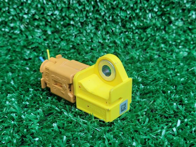 bontott SUZUKI SX4 S-Cross II Légzsák Indító Modul Oldallégzsák