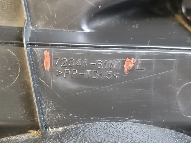 bontott SUZUKI SX4 S-Cross II Levélrács