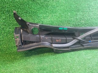 bontott SUZUKI SX4 S-Cross II Levélrács