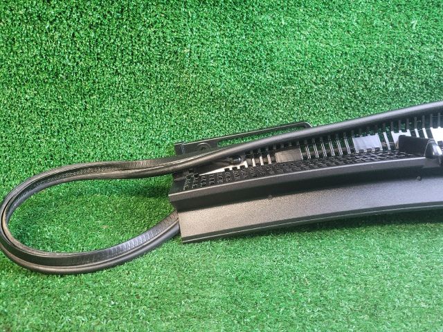 bontott SUZUKI SX4 S-Cross II Levélrács