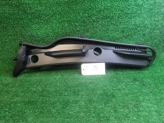 bontott SUZUKI SX4 S-Cross II Levélrács