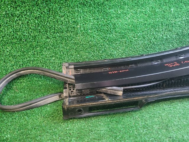 bontott SUZUKI SX4 S-Cross II Levélrács