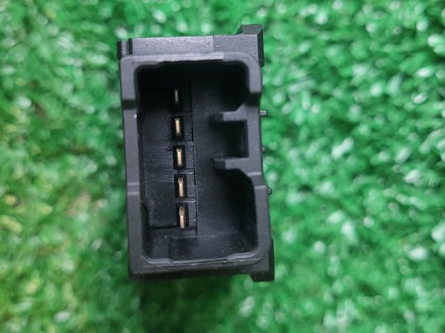 bontott SUZUKI SX4 S-Cross II Menetstabilizátor Kapcsoló