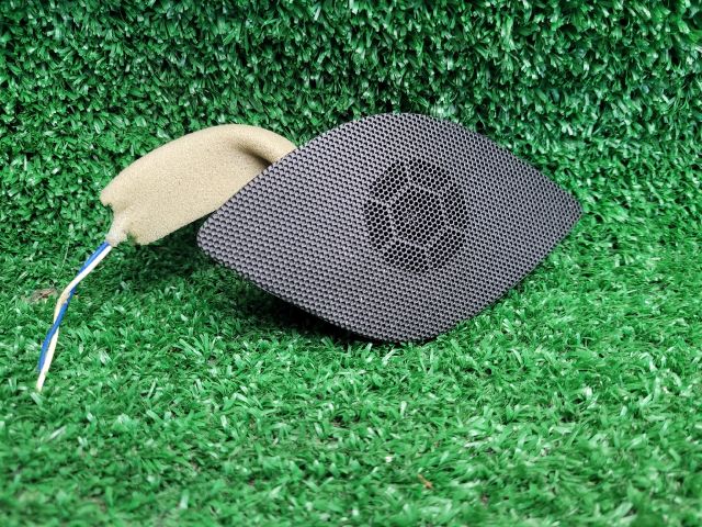 bontott SUZUKI SX4 S-Cross II Műszerfal Bal Hangszóró Burkolat