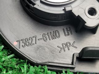 bontott SUZUKI SX4 S-Cross II Műszerfal Bal Hangszóró Burkolat