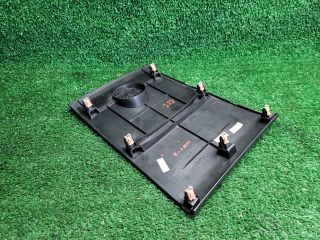 bontott SUZUKI SX4 S-Cross II Műszerfal Hangszóró Burkolat (Pozíciófüggetlen)