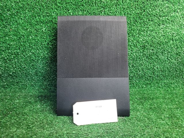 bontott SUZUKI SX4 S-Cross II Műszerfal Hangszóró Burkolat (Pozíciófüggetlen)