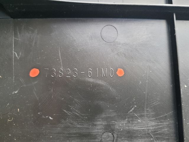 bontott SUZUKI SX4 S-Cross II Műszerfal Középső Hangszóró Burkolat