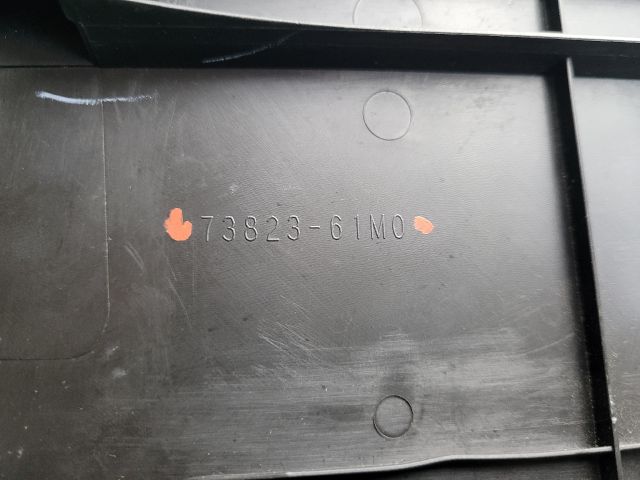 bontott SUZUKI SX4 S-Cross II Műszerfal Középső Hangszóró Burkolat