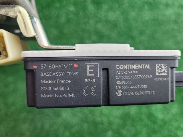 bontott SUZUKI SX4 S-Cross II Okos Kerékszelep