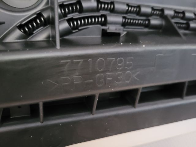 bontott SUZUKI SX4 S-Cross II Panoráma Tető