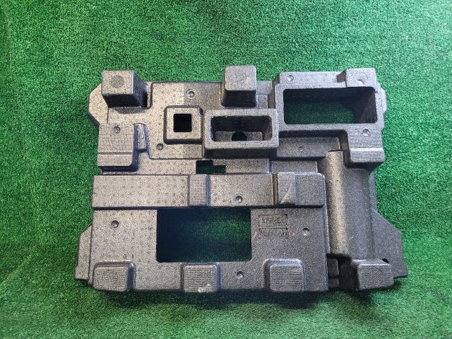 bontott SUZUKI SX4 S-Cross II Pótkerék Szerszámtartó