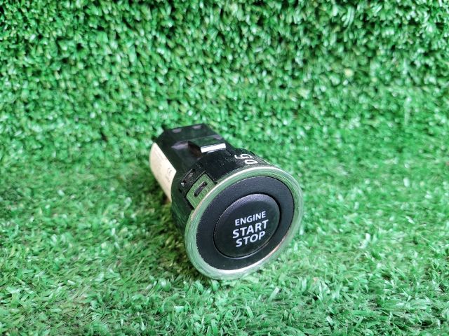 bontott SUZUKI SX4 S-Cross II Start / Stop Indító Gomb