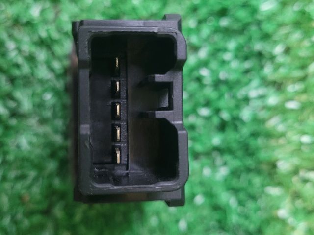 bontott SUZUKI SX4 S-Cross II Start / Stop Indító Gomb