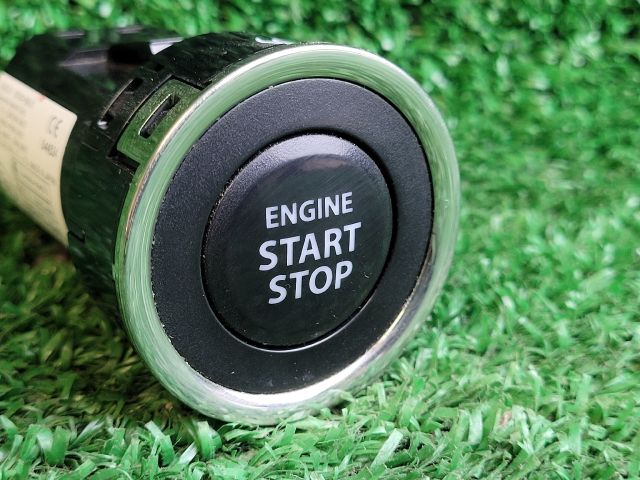 bontott SUZUKI SX4 S-Cross II Start / Stop Indító Gomb