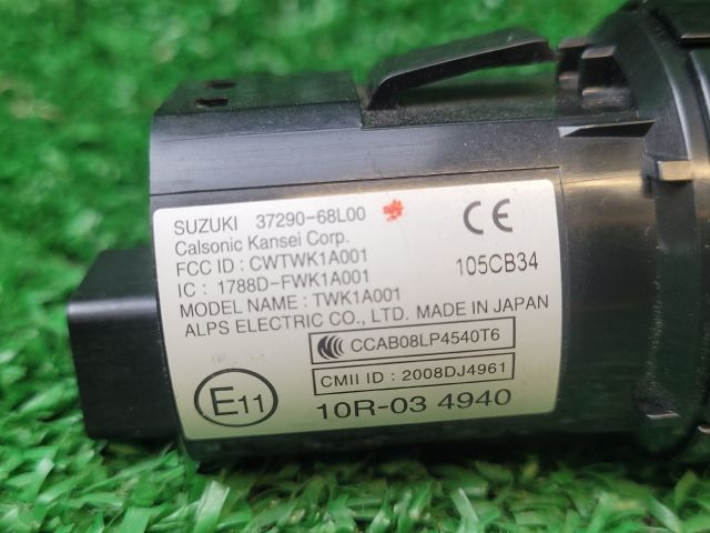 bontott SUZUKI SX4 S-Cross II Start / Stop Indító Gomb