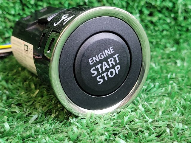 bontott SUZUKI SX4 S-Cross II Start / Stop Indító Gomb