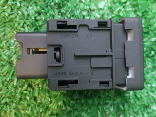 bontott SUZUKI SX4 S-Cross II Start / Stop Indító Gomb