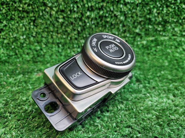 bontott SUZUKI SX4 S-Cross II Üzemmód Választó Kapcsoló