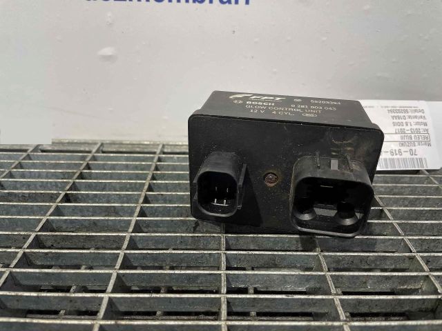 bontott SUZUKI SX4 S-Cross Izzító Relé