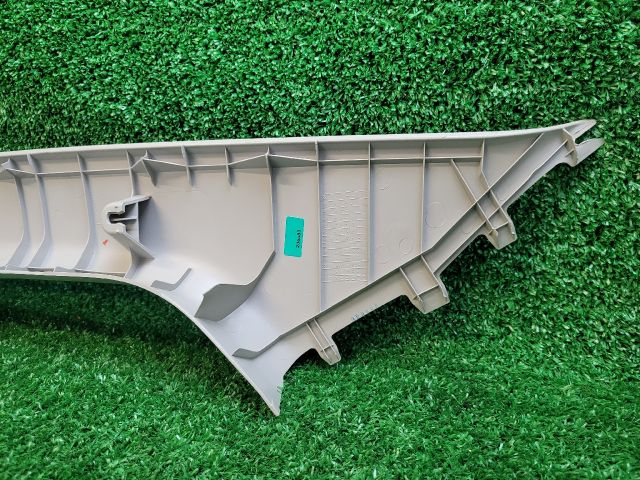 bontott SUZUKI SX4 S-Cross Jobb A Oszlop Burkolat