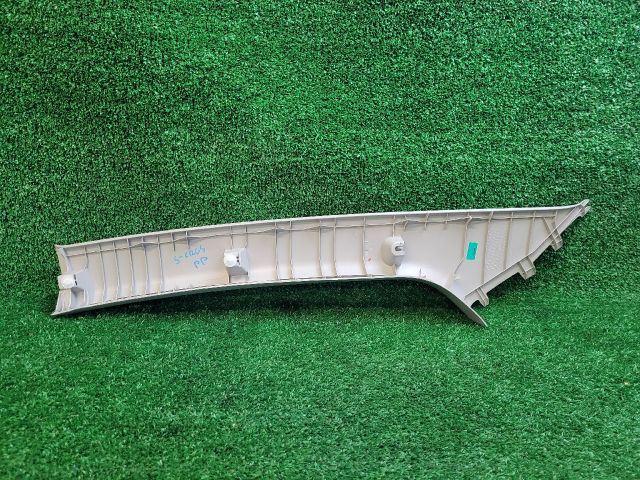 bontott SUZUKI SX4 S-Cross Jobb A Oszlop Burkolat