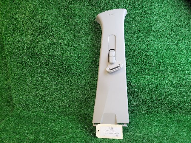 bontott SUZUKI SX4 S-Cross Jobb B Oszlop Burkolat