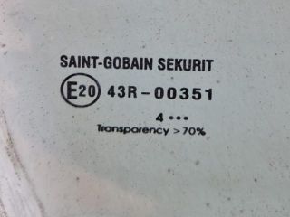 bontott SUZUKI SX4 S-Cross Jobb első Ablak