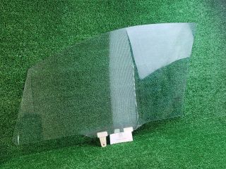 bontott SUZUKI SX4 S-Cross Jobb első Ablak