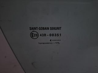 bontott SUZUKI SX4 S-Cross Jobb első Ablak