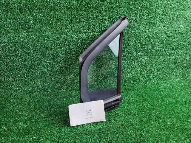 bontott SUZUKI SX4 S-Cross Jobb első Fixüveg (Ajtóban)