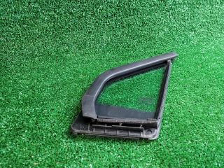 bontott SUZUKI SX4 S-Cross Jobb első Fixüveg (Ajtóban)