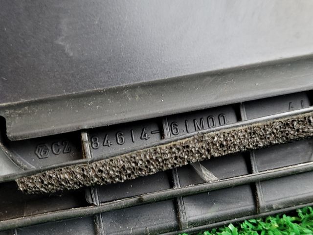 bontott SUZUKI SX4 S-Cross Jobb első Fixüveg (Ajtóban)