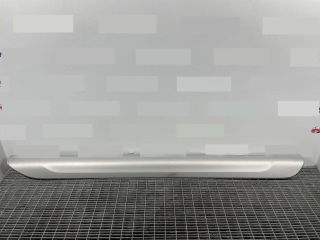 bontott SUZUKI SX4 S-Cross Jobb első Küszöb Díszléc