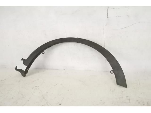 bontott SUZUKI SX4 S-Cross Jobb első Sárvédő Díszléc