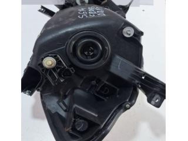 bontott SUZUKI SX4 S-Cross Jobb Fényszóró