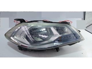 bontott SUZUKI SX4 S-Cross Jobb Fényszóró