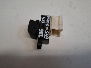 bontott SUZUKI SX4 S-Cross Jobb hátsó Ablakemelő Kapcsoló