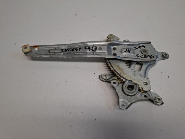 bontott SUZUKI SX4 S-Cross Jobb hátsó Ablakemelő Szerkezet (Elektromos)