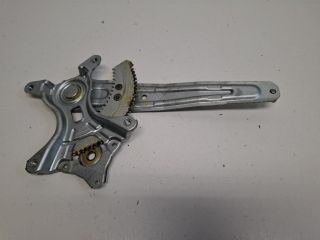 bontott SUZUKI SX4 S-Cross Jobb hátsó Ablakemelő Szerkezet (Elektromos)