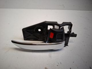 bontott SUZUKI SX4 S-Cross Jobb hátsó Belső Kilincs