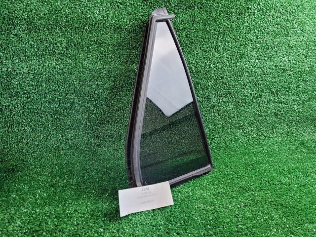 bontott SUZUKI SX4 S-Cross Jobb hátsó Fixüveg (Ajtóban)