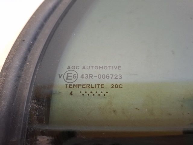 bontott SUZUKI SX4 S-Cross Jobb hátsó Fixüveg (Ajtóban)