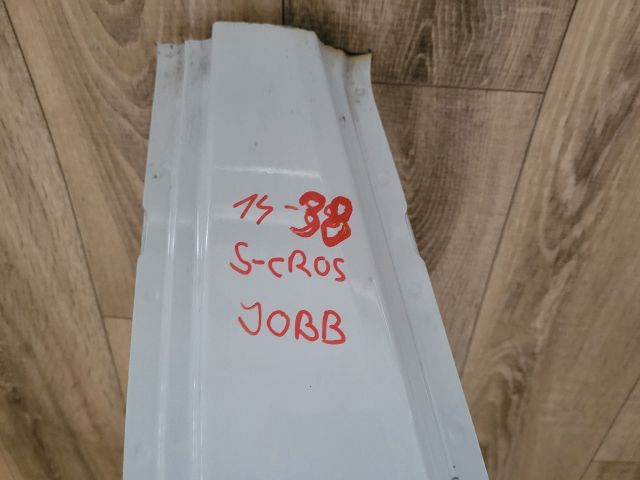 bontott SUZUKI SX4 S-Cross Jobb Küszöb