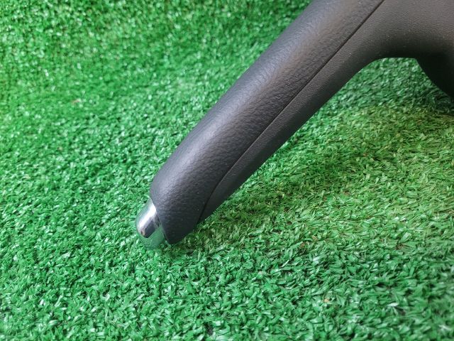 bontott SUZUKI SX4 S-Cross Kézifék Kar