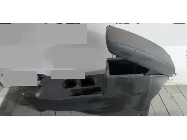 bontott SUZUKI SX4 S-Cross Könyöklő