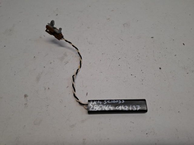 bontott SUZUKI SX4 S-Cross Kulcs Nélküli Nyitás Jeladó