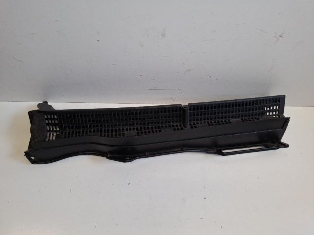 bontott SUZUKI SX4 S-Cross Levélrács